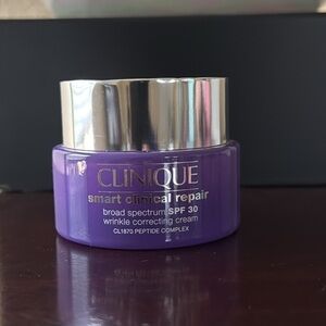 NEW Clinique smart clinical repair broad spectrum spf30 wrinkle correcting cream